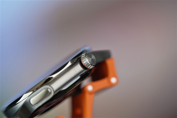 全钛打造、十二边形设计！OPPO Watch X3智能手表图赏