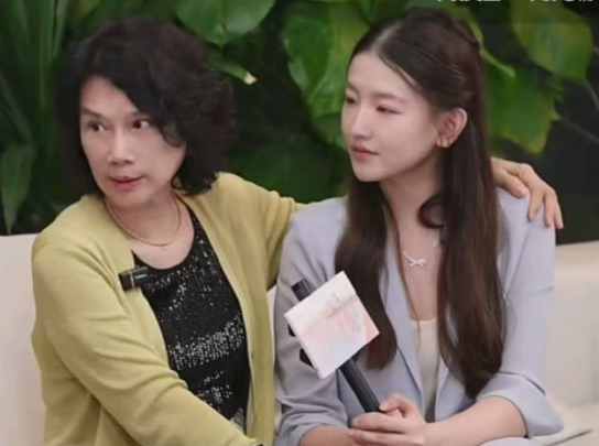 孟羽童时隔5年再上初入职场：告诉了董明珠 和她沟通很可爱