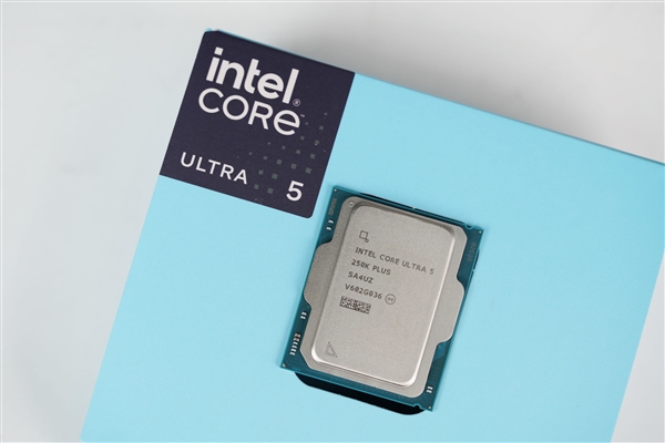 LGA1851平台绝唱！酷睿Ultra 7 270K Plus/Ultra 5 250K Plus图赏