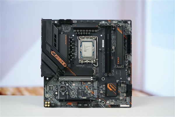 LGA1851平台绝唱！酷睿Ultra 7 270K Plus/Ultra 5 250K Plus图赏