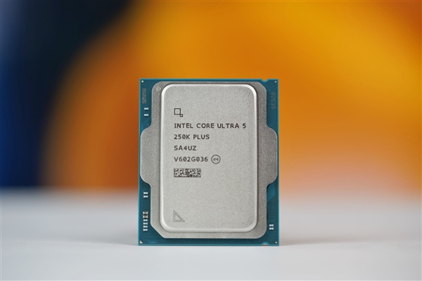LGA1851平台绝唱！酷睿Ultra 7 270K Plus/Ultra 5 250K Plus图赏