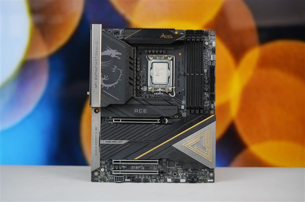 LGA1851平台绝唱！酷睿Ultra 7 270K Plus/Ultra 5 250K Plus图赏