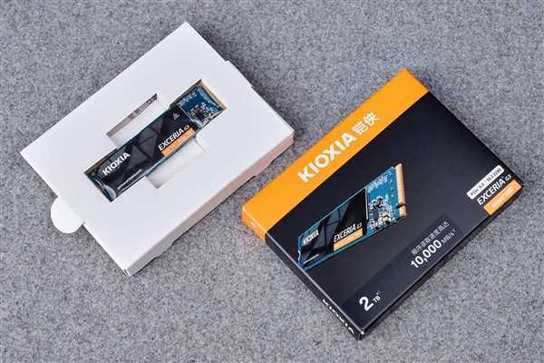 万兆普及风暴！铠侠EXCERIA G3 VC10 NVMe SSD实测：让PCIe 5.0从此清凉高效