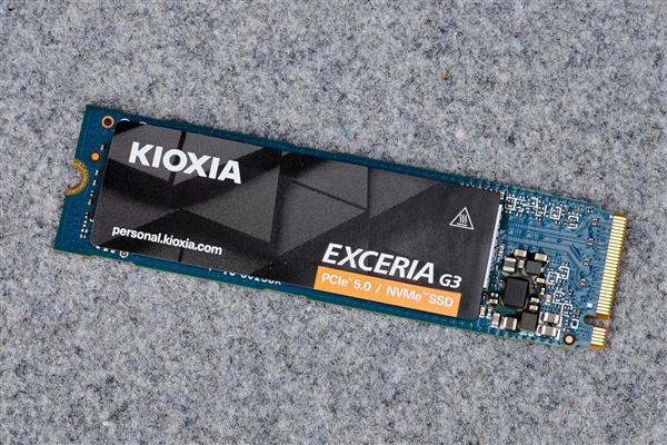 万兆普及风暴！铠侠EXCERIA G3 VC10 NVMe SSD实测：让PCIe 5.0从此清凉高效