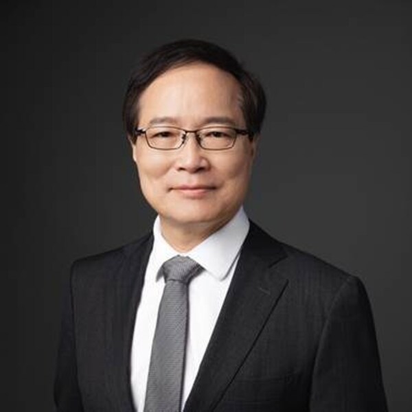 信念医药联合创始人、董事长兼首席科学家肖啸博士