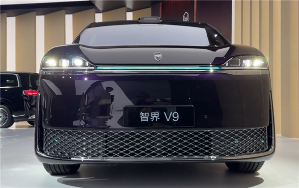 华为一口气发了22个新品 被一款千元机抢了风头