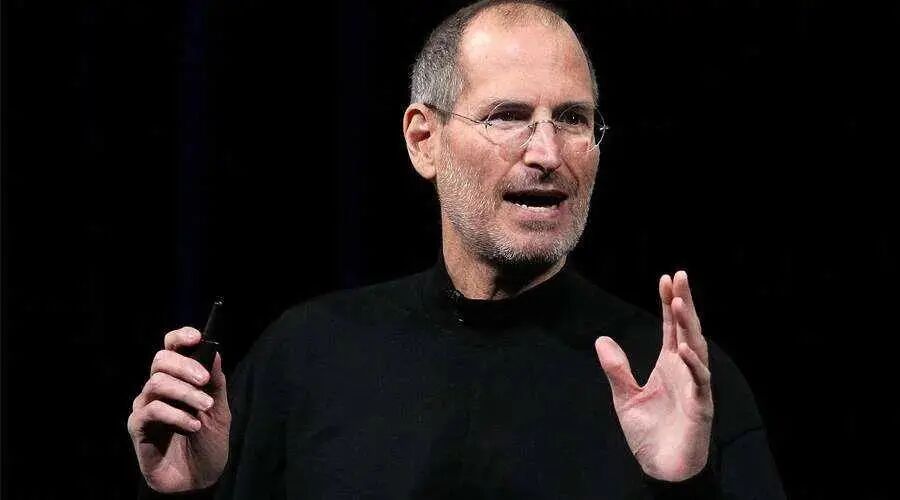 乔布斯离开9年，重温其最经典毕业演讲：三个故事，值得一听
