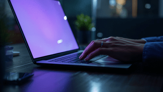 不用AI就滚犊子！扎克伯格的死命令把Meta打工人逼疯了