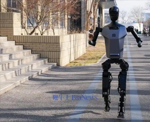 速度碾压人类！王兴兴放话：下个月机器人半马要跑进1小时内