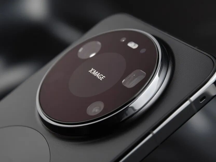 华为 Mate 80 Pro Max风驰版全面评测：把风吹进旗舰