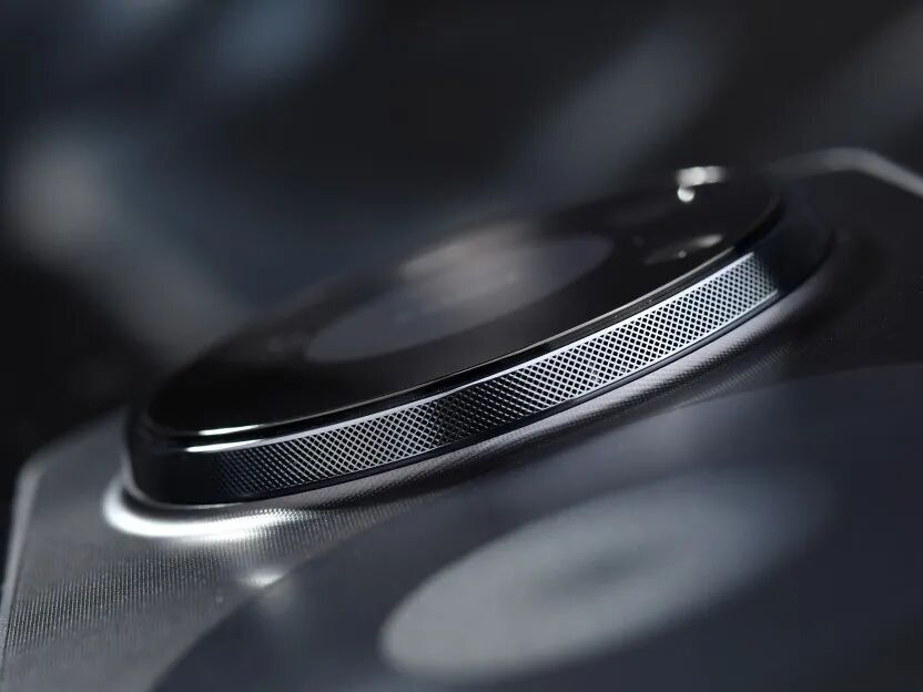 华为 Mate 80 Pro Max风驰版全面评测：把风吹进旗舰