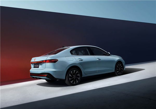 大众终于放下身段！一汽大众全新速腾S上市 起售价仅7.98万元