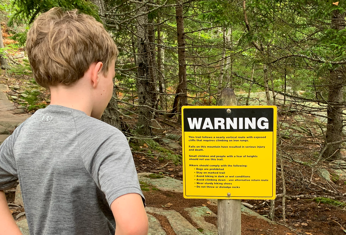 Warning on the trail