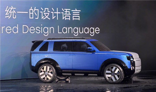 奇瑞路虎联手打造 神行者首车官图发布：虎里虎气的全地形SUV