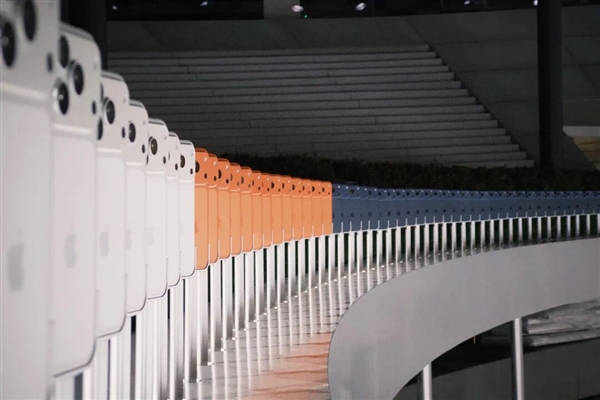 苹果都50岁了 大家怎么还在怀念它年轻的时候？