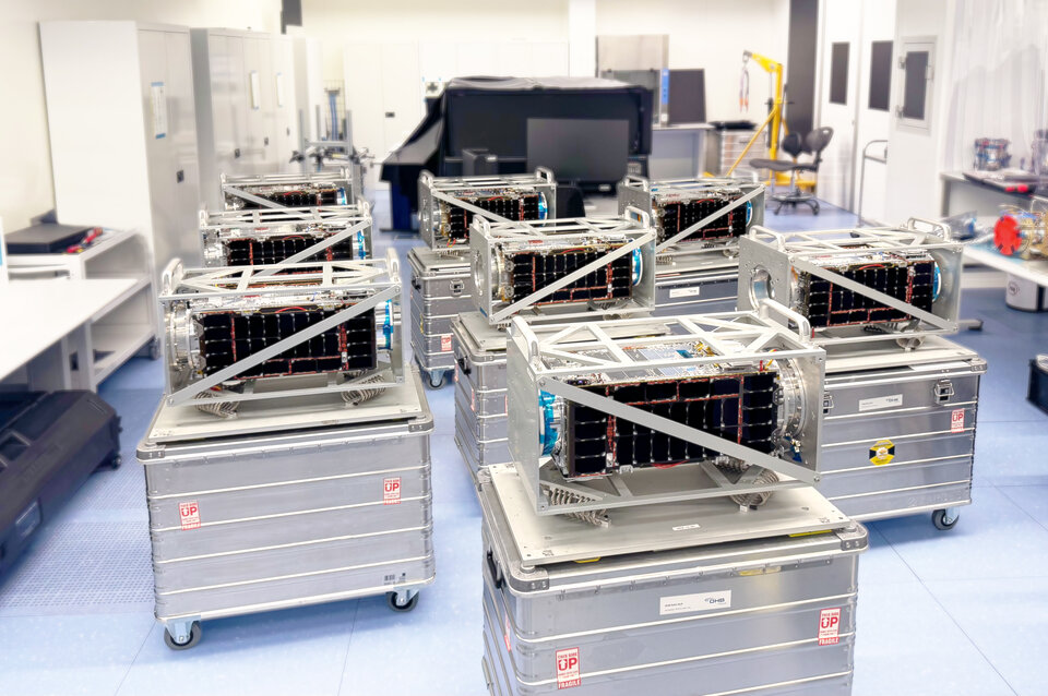 Italy’s IRIDE Eaglet II satellites prepare for launch in the cleanroom
