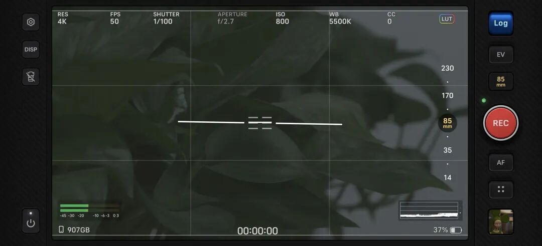 vivo X300 Ultra全面评测 手机里的“专业V单”究竟有多能打？