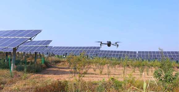 清华师徒给机器人造大脑，刚融资数亿元，多家产业资本重仓