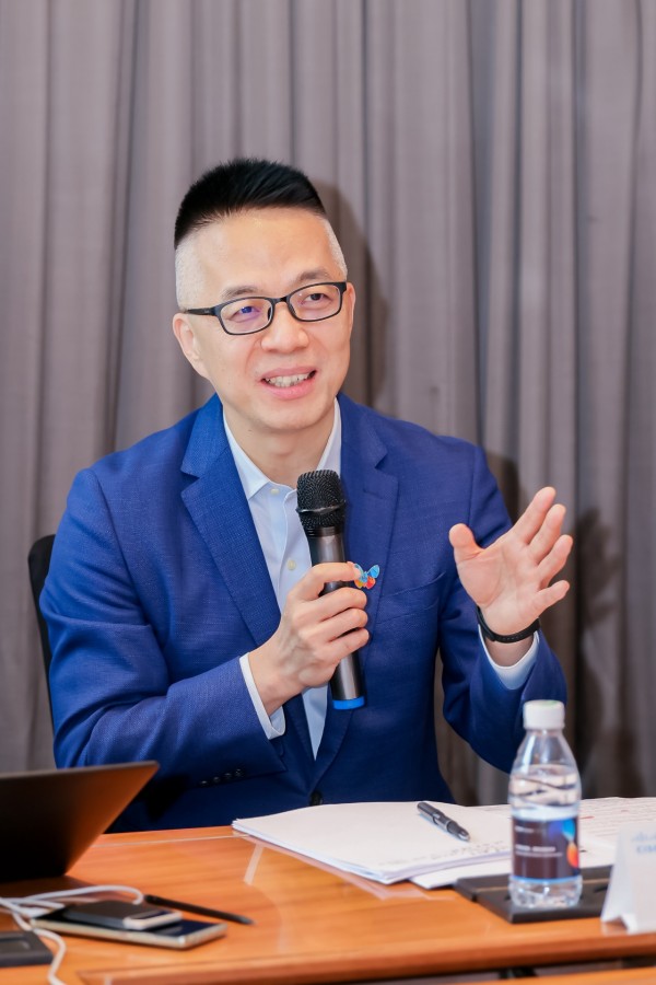 大家都在追模型，思科为什么反复谈AI基础设施？