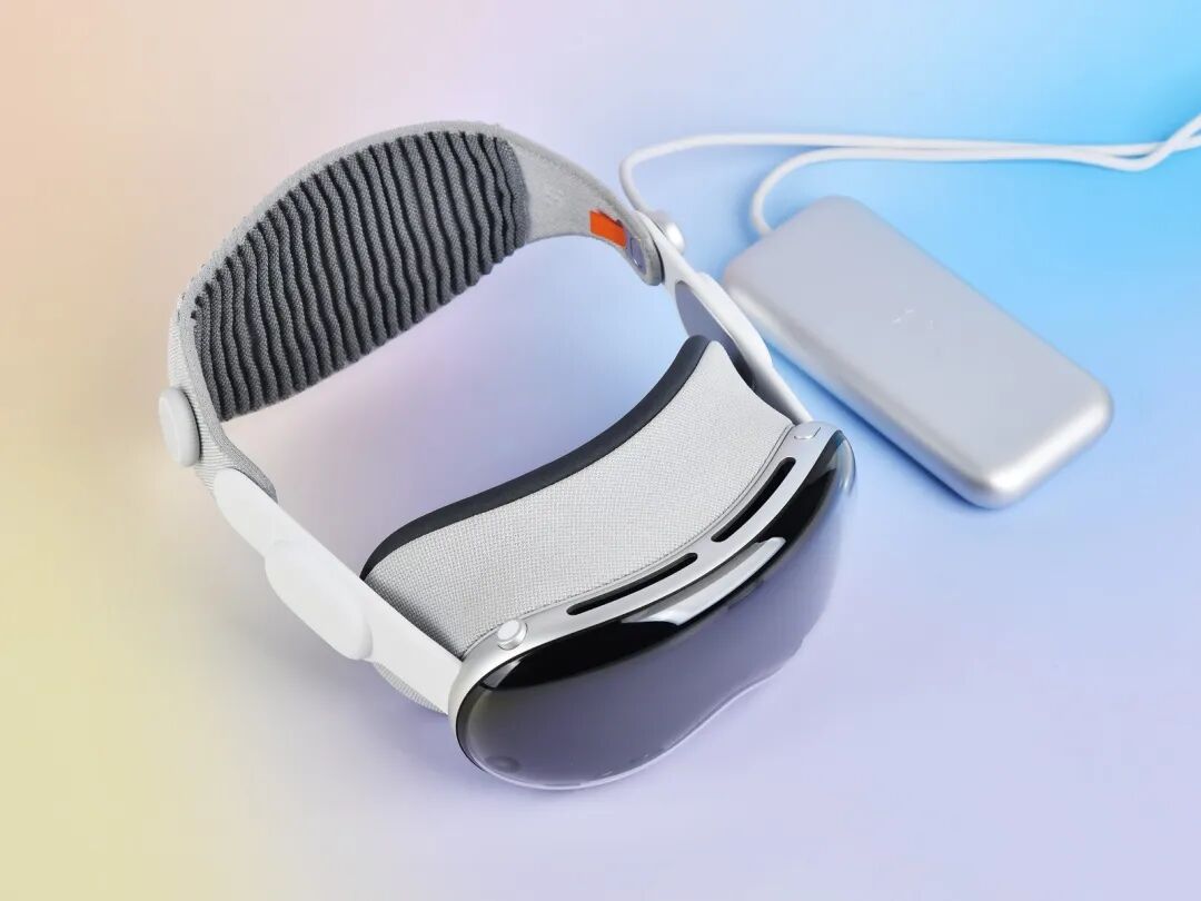 骂归骂，服归服 苹果50年骚操作名场面盘点