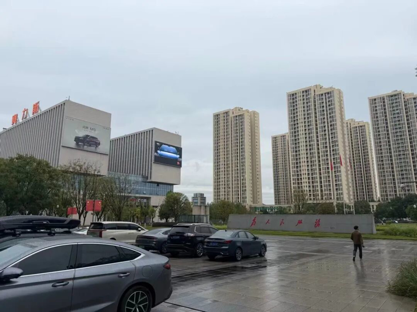 一年研发投入两百亿？智能车就是这么烧钱