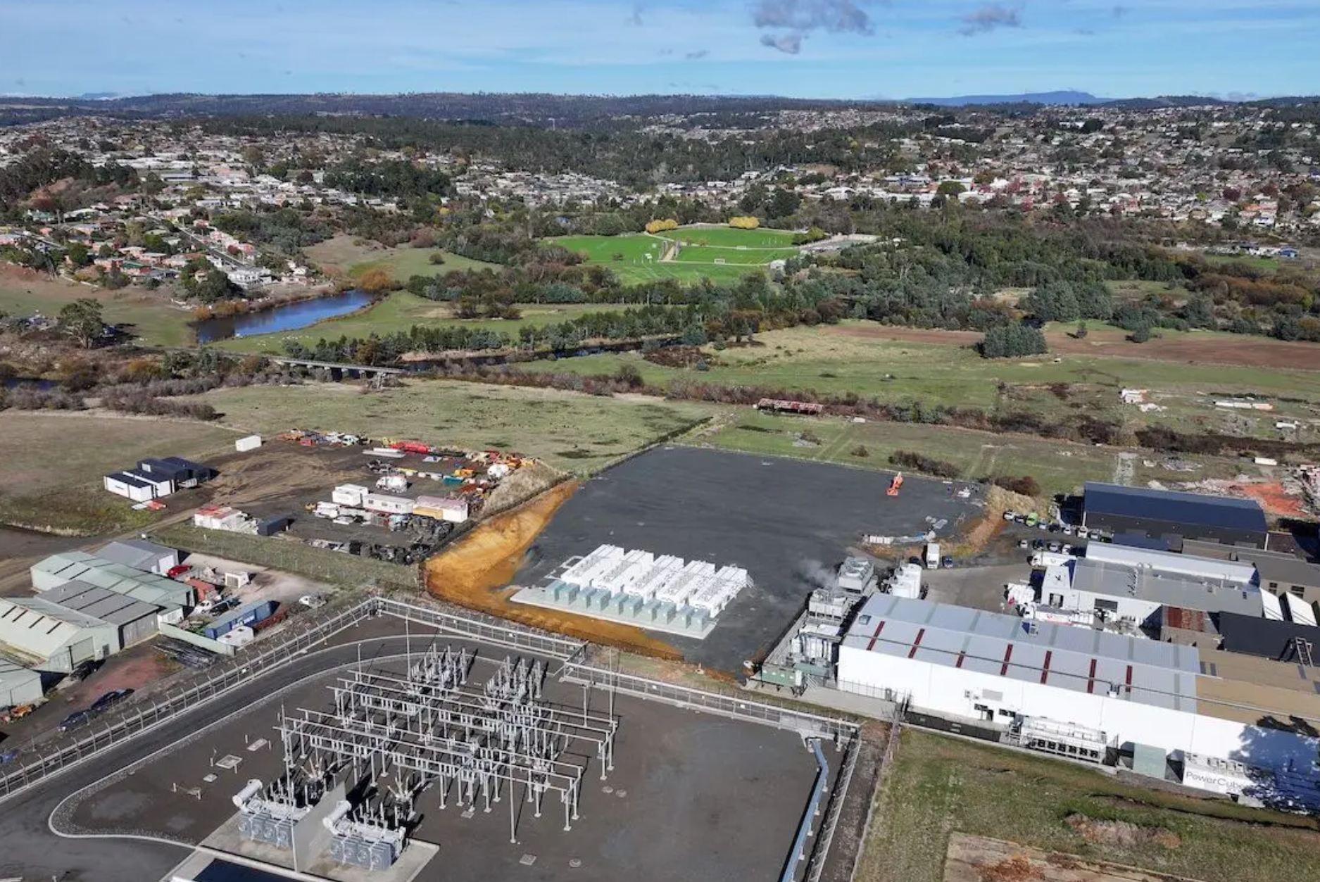 估值377亿，黄仁勋又投了一家创企