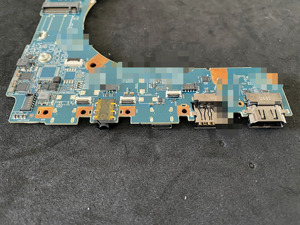 NVIDIA首款笔记本N1 SoC主板实物曝光：配备128GB内存 支持Windows