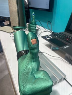 指先の触覚センシング用スキン