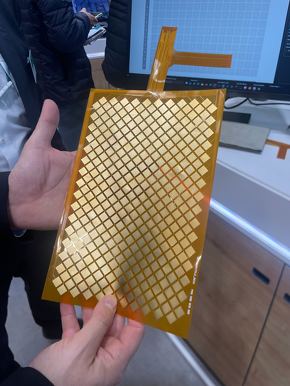 ロボットの腕部のセンサー用スキン