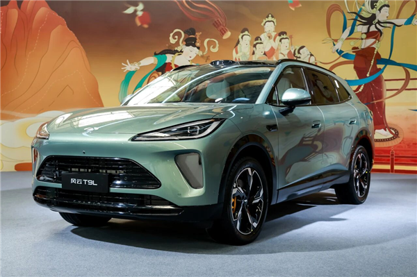 4米8中型插混SUV杀到12万级 奇瑞风云T9L上市：12.99万起