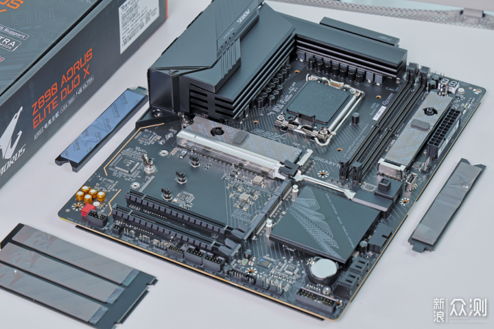 加量不加价！酷睿270K Plus装机实测分享_新浪众测