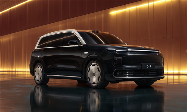 新势力销冠打出王炸！零跑旗舰SUV D19上市：21.98万起