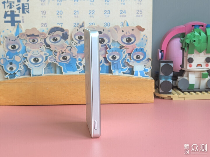 Ta半固态旗舰芯，超薄便携加双充解锁出行自由_新浪众测