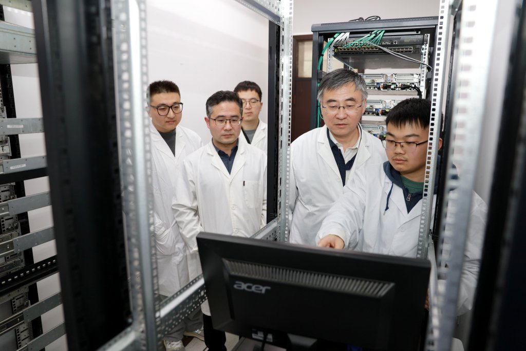 林嘉平团队在工作中受访者供图