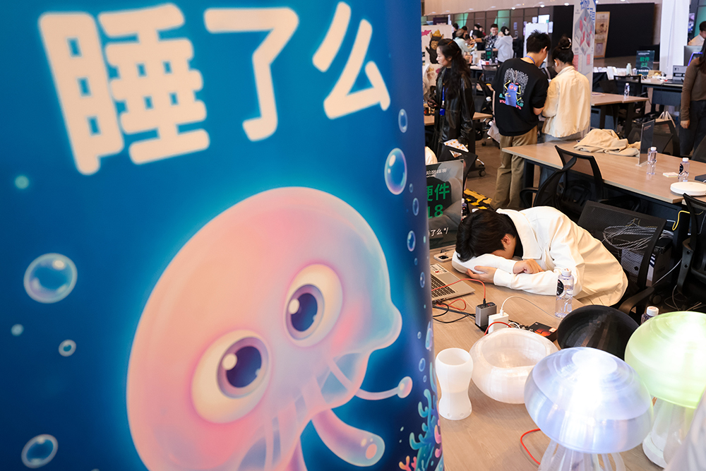 00后48小时赚20万，小红书炸出一堆AI狠活