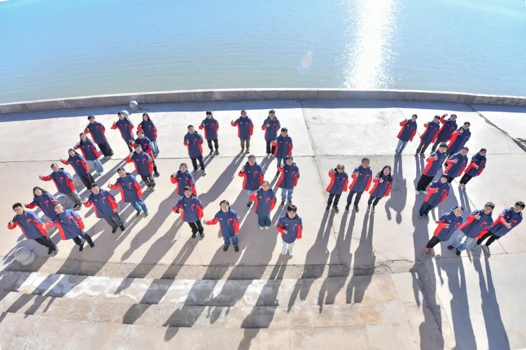 444db5f1ly1ic9qly5imhj20u00k0tbs