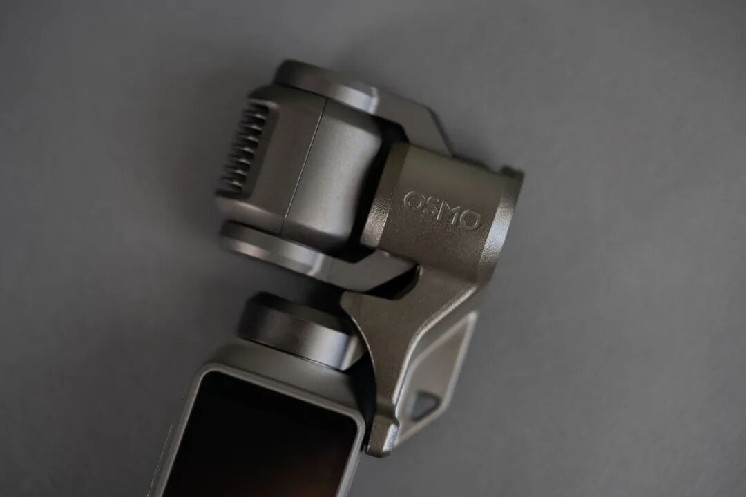 DJI Osmo Pocket 4评测：全新1英寸传感器，体验再升级的口袋云台相机