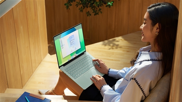 华为MateBook 14鸿蒙版发布:云晰柔光屏搭配超长续航 体验全面升级