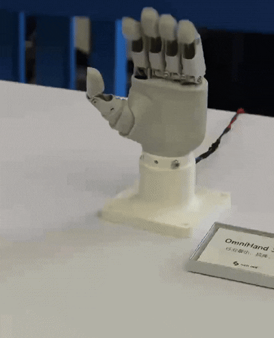 马斯克都头疼的灵巧手，稚晖君连发3款：最强性能拉满，最便宜千元级