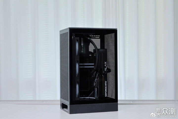 预算2W 的桌面立式小钢炮主机:98X3D+5080_新浪众测