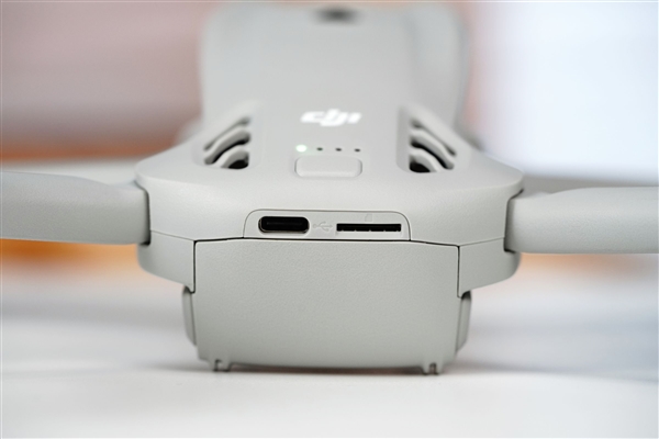年轻人第一台航拍机！大疆DJI Lito X1无人机图赏