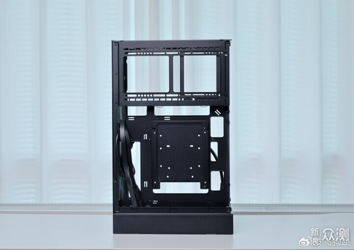 预算2W 的桌面立式小钢炮主机:98X3D+5080_新浪众测