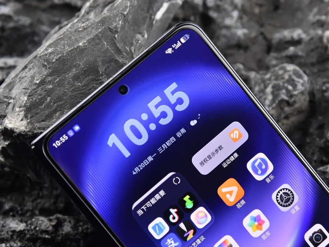 华为Pura X Max全面评测：掌中小平板，为“阔”而生