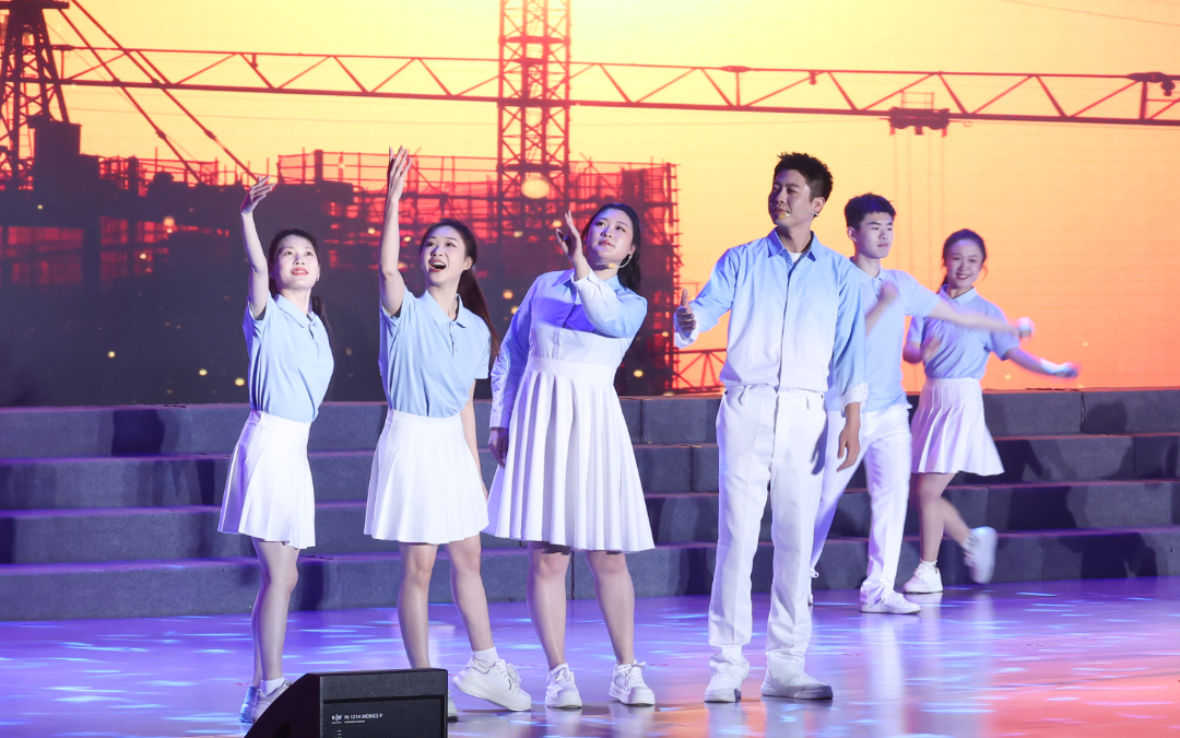 3.劳动的荣光 2.jpg