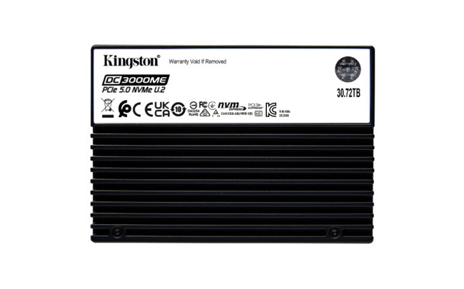 赋能新一代数据中心 金士顿推出30.72TB PCIe 5.0 NVMe U.2固态硬盘