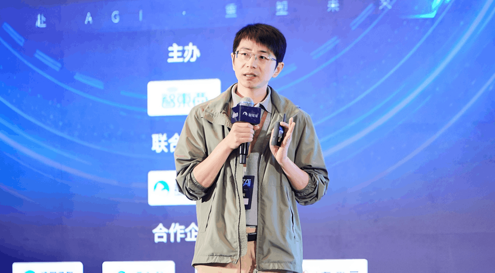 GMI Cloud蒋剑彪：全球AI产业的范式转移，从“模型为王”到“系统制胜”