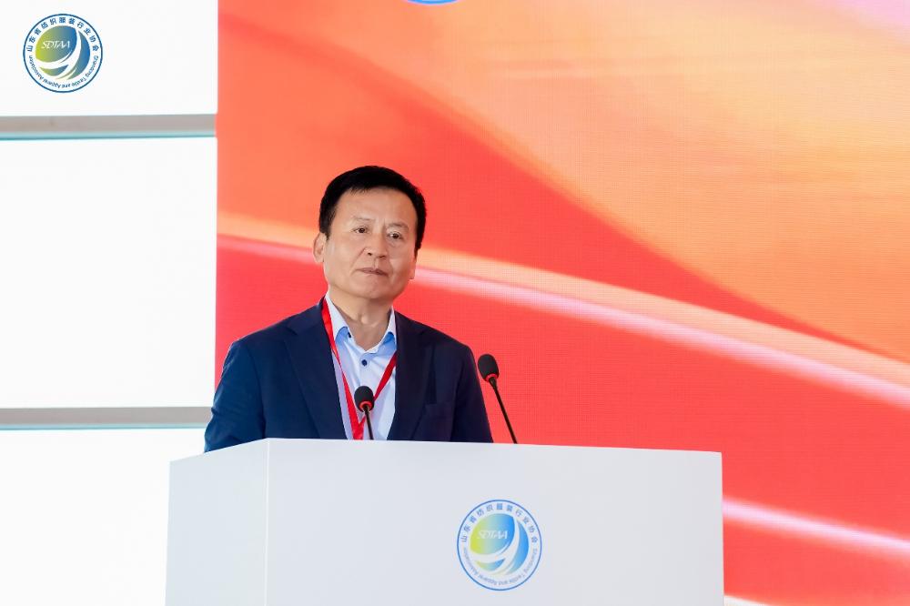 三十而立风正劲，智启新程谋远篇！山东省纺织服装行业协会第六届会员大会暨六届一次理事会举办