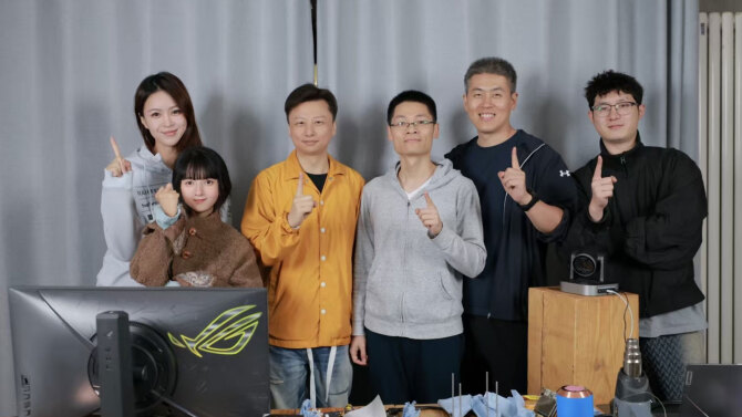 Chinese overclocking team behind the record attempt.