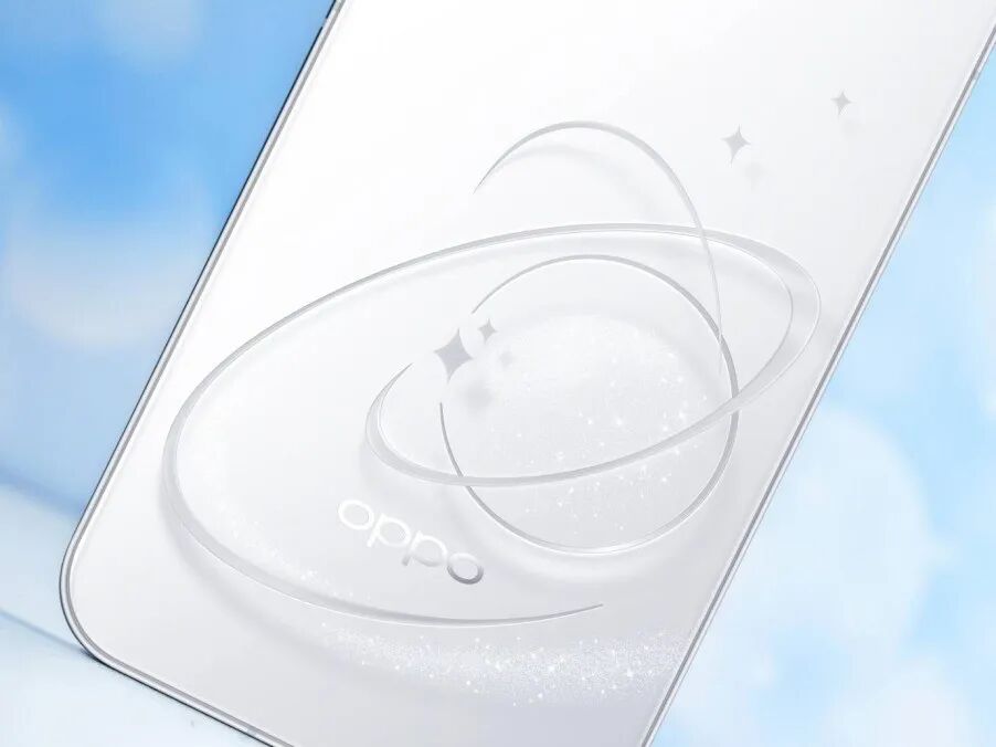 OPPO Reno16全面评测：实况随心贴，潮玩出片新搭子