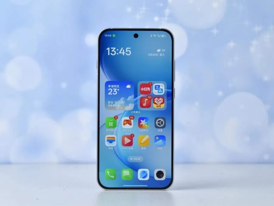 OPPO Reno16全面评测：实况随心贴，潮玩出片新搭子
